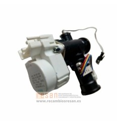 Cuerpo de agua con motor