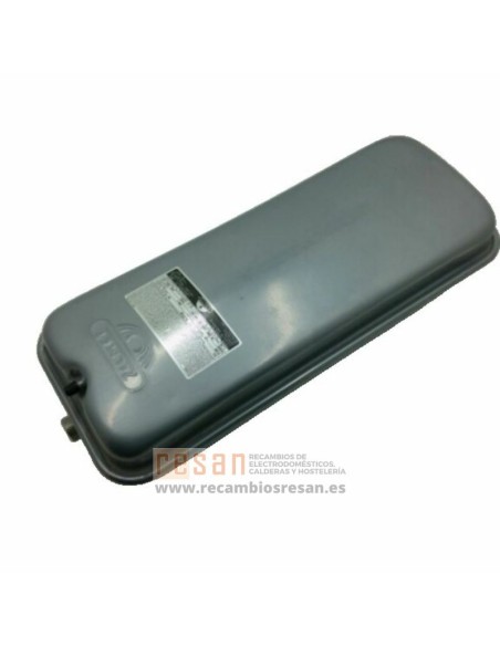 Vaso expansion 7,5 l rectangular 49x20