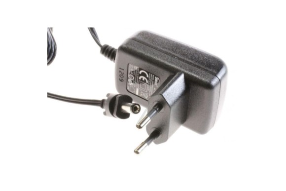 Cargador aspirador Ufesa 25V 200mA