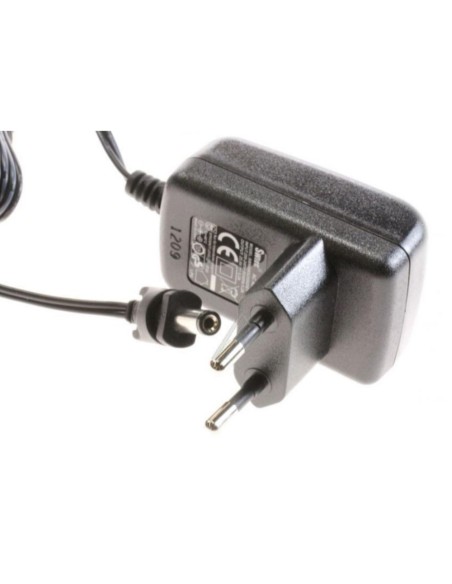 Cargador aspirador Ufesa 25V 200mA