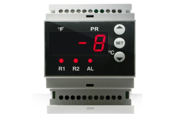 Termostato AKO-15226 2 reles 90x70x58 mm.