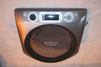 Frontal Ariston AQD1071