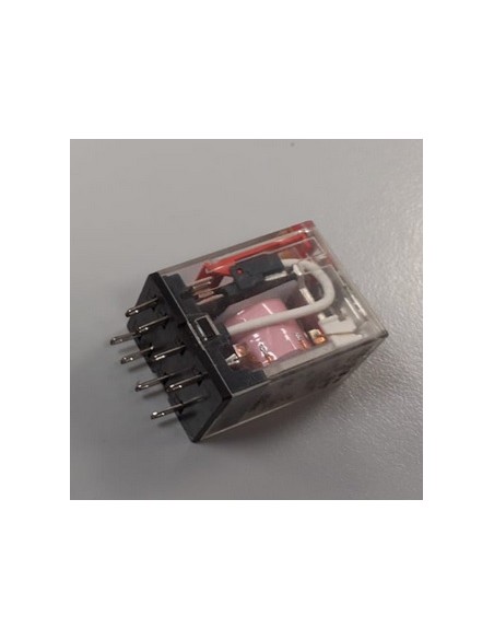 Rele 2 contactos 220V pin 2,5 mm *